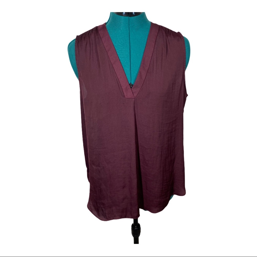 Vince Camuto Sleeveless Pleat Front High Low Top